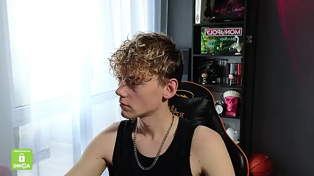 Snapshot of Keytaro chatting on October 11, 2025, 11:09 am Keytaro online show from October 11, 2025, 11:09 am