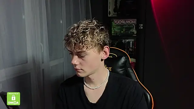 Snapshot of Keytaro chatting on October 13, 2025, 2:50 pm Keytaro online show from October 13, 2025, 2:50 pm