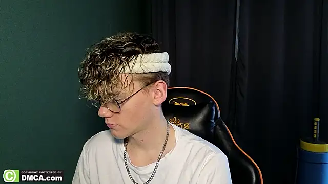 Snapshot of Keytaro chatting on February 28, 2026, 6:14 am Keytaro online show from February 28, 2026, 6:14 am