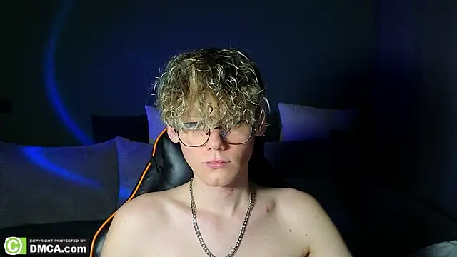 Snapshot of Keytaro chatting on March 8, 2026, 2:04 am Keytaro online show from March 8, 2026, 2:04 am