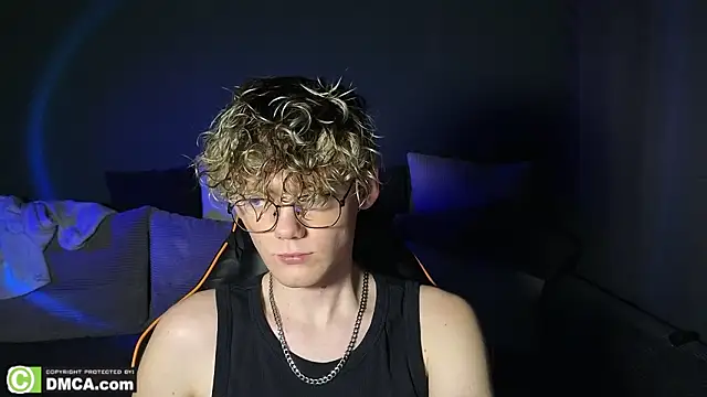 Snapshot of Keytaro chatting on March 11, 2026, 8:26 pm Keytaro online show from March 11, 2026, 8:26 pm