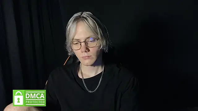 Snapshot of Keytaro chatting on May 24, 2026, 1:27 pm Keytaro online show from May 24, 2026, 1:27 pm