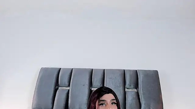 Snapshot of LucyGiraldo chatting on January 18, 2025, 2:14 am LucyGiraldo online show from January 18, 2025, 2:14 am