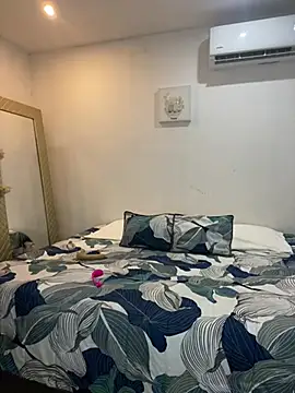 Snapshot of Belissa_miller chatting on December 10, 2024, 7:00 pm Belissa miller online show from December 10, 2024, 7:00 pm