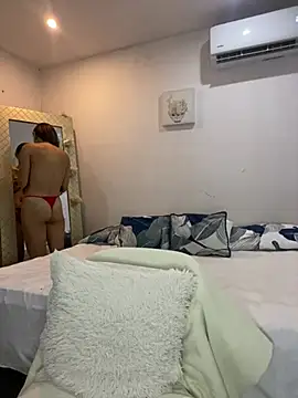 Snapshot of Belissa_miller chatting on January 21, 2025, 6:55 pm Belissa miller online show from January 21, 2025, 6:55 pm