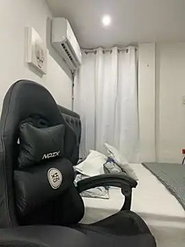 Snapshot of Belissa_miller chatting on September 26, 2025, 7:40 pm Belissa miller online show from September 26, 2025, 7:40 pm