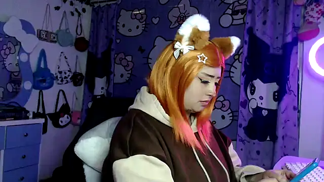 lussyevans24 online show from February 13, 2026, 2:51 am