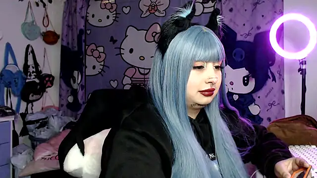 lussyevans24 online show from July 17, 2026, 4:30 am