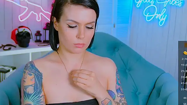 My toys pink online show from January 19, 2025, 11:10 pm