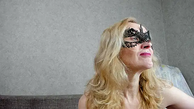 angelica marquise online show from March 18, 2025, 10:46 am