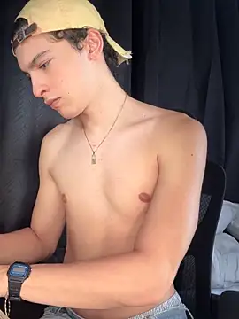 cybercosmiiic online show from September 11, 2025, 8:31 pm