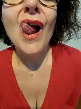 Viola8p online show from December 18, 2025, 11:16 am