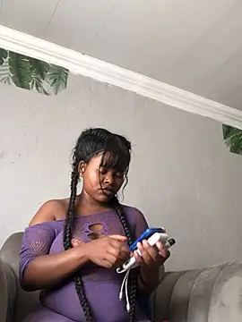 Snapshot of DiamondGoddes chatting on March 22, 2025, 11:11 am DiamondGoddes online show from March 22, 2025, 11:11 am