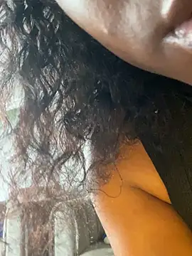 Snapshot of DiamondGoddes chatting on November 25, 2025, 11:54 am DiamondGoddes online show from November 25, 2025, 11:54 am