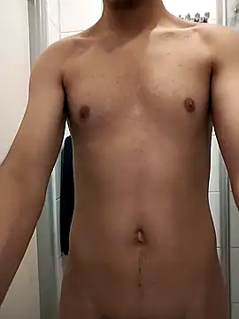 Snapshot of Dennis_2024 chatting on December 31, 2024, 12:32 am Dennis 2024 online show from December 31, 2024, 12:32 am