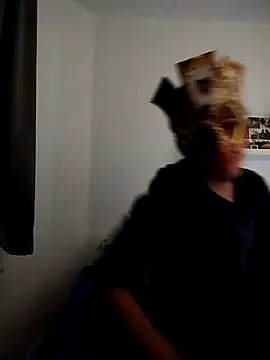 Snapshot of Dennis_2024 chatting on January 2, 2025, 1:49 am Dennis 2024 online show from January 2, 2025, 1:49 am