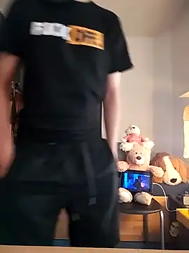 Snapshot of Dennis_2024 chatting on January 11, 2025, 6:01 pm Dennis 2024 online show from January 11, 2025, 6:01 pm