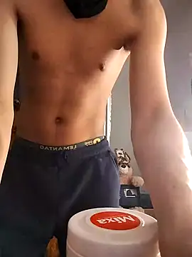 Snapshot of Dennis_2024 chatting on January 13, 2025, 2:21 pm Dennis 2024 online show from January 13, 2025, 2:21 pm