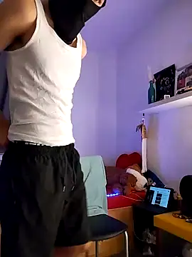 Snapshot of Dennis_2024 chatting on January 23, 2025, 7:43 am Dennis 2024 online show from January 23, 2025, 7:43 am