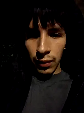 Snapshot of Dennis_2024 chatting on October 4, 2025, 10:52 pm Dennis 2024 online show from October 4, 2025, 10:52 pm