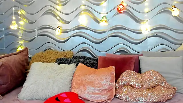 Snapshot of StormiRusso chatting on December 31, 2024, 5:22 am StormiRusso online show from December 31, 2024, 5:22 am