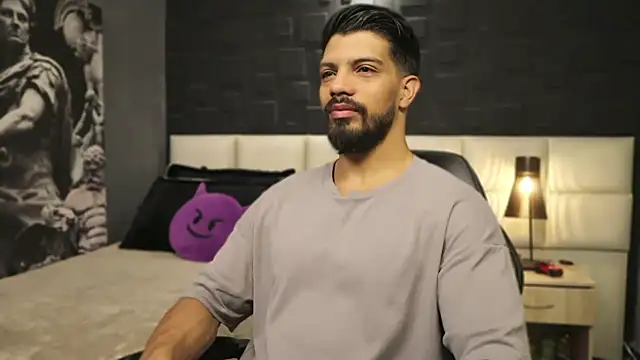 Snapshot of DannSaenz chatting on February 25, 2025, 11:30 am DannSaenz online show from February 25, 2025, 11:30 am