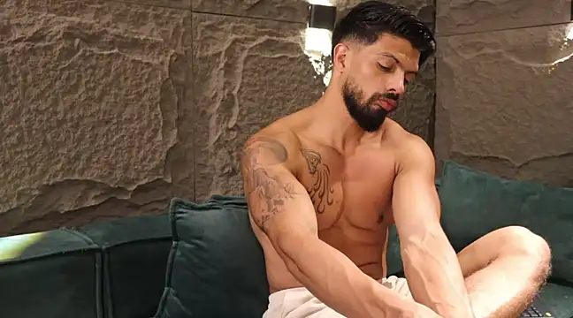 Snapshot of DannSaenz chatting on March 11, 2025, 1:56 pm DannSaenz online show from March 11, 2025, 1:56 pm