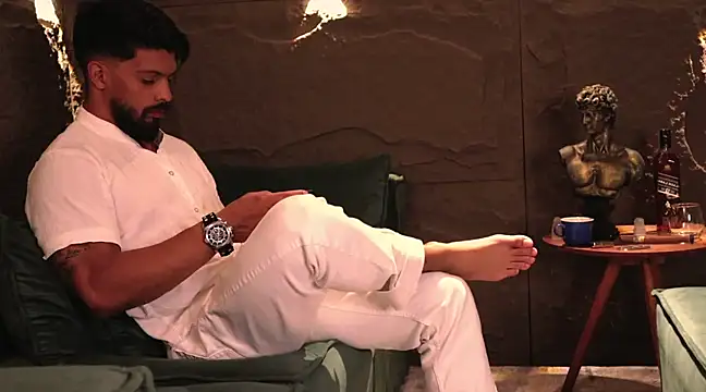 Snapshot of DannSaenz chatting on March 16, 2025, 11:57 pm DannSaenz online show from March 16, 2025, 11:57 pm