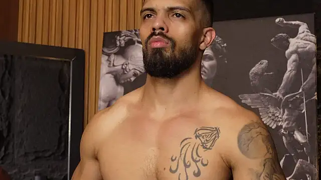 Snapshot of DannSaenz chatting on September 13, 2025, 4:12 am DannSaenz online show from September 13, 2025, 4:12 am