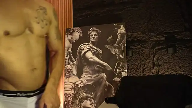 Snapshot of DannSaenz chatting on September 24, 2025, 11:02 am DannSaenz online show from September 24, 2025, 11:02 am