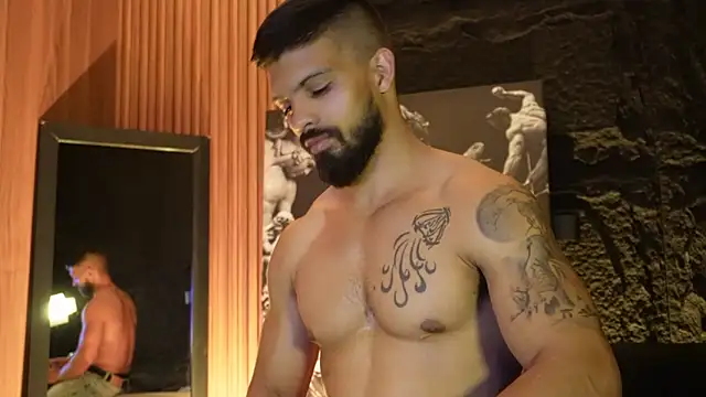 Snapshot of DannSaenz chatting on September 26, 2025, 2:04 am DannSaenz online show from September 26, 2025, 2:04 am