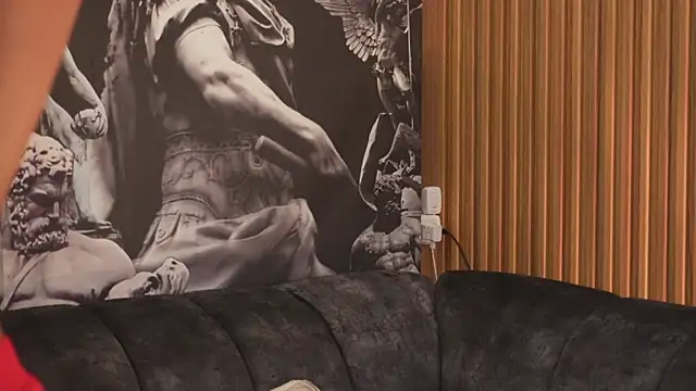 Snapshot of DannSaenz chatting on October 21, 2025, 11:22 am DannSaenz online show from October 21, 2025, 11:22 am