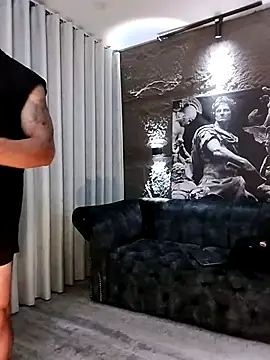 Snapshot of DannSaenz chatting on January 13, 2026, 3:06 pm DannSaenz online show from January 13, 2026, 3:06 pm