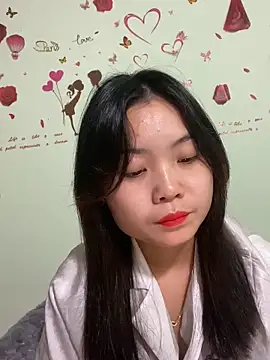 Maeve2k5 online show from December 23, 2024, 9:59 am