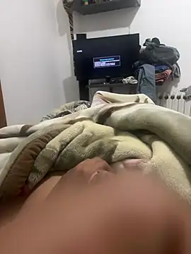 Lilyassjdhz online show from April 19, 2026, 5:12 pm