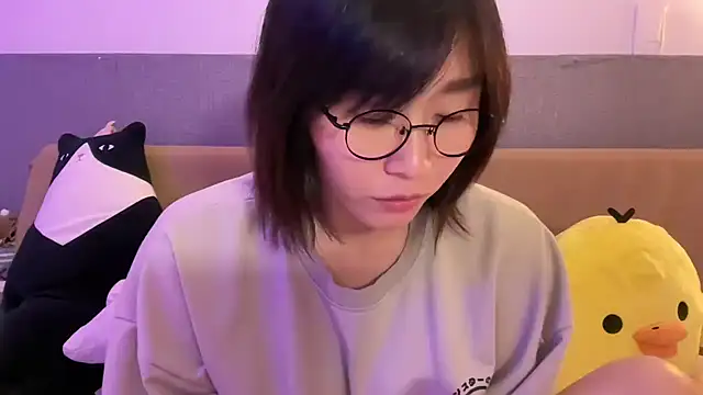 Ashepova000 online show from December 10, 2024, 12:05 pm