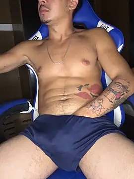 Snapshot of GalaxyTheDick1 chatting on February 24, 2026, 3:04 am GalaxyTheDick1 online show from February 24, 2026, 3:04 am
