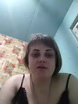 CoddessCrystal online show from February 3, 2025, 4:57 am