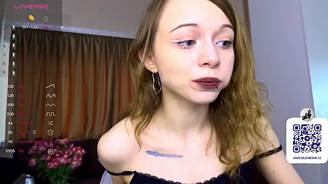  SofiaBrown online show from May 1, 2026, 1:37 pm