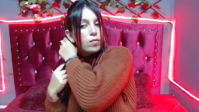 Melani cute02 online show from February 7, 2025, 11:34 pm