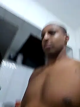 Snapshot of Binhosex2024 chatting on October 12, 2025, 7:29 am Binhosex2024 online show from October 12, 2025, 7:29 am