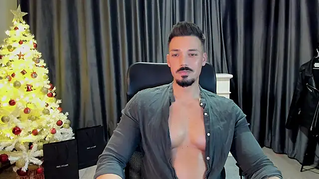 Snapshot of HaydenSpearss chatting on December 27, 2024, 2:43 pm HaydenSpearss online show from December 27, 2024, 2:43 pm