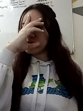 Snapshot of valeryy_rosse chatting on December 16, 2024, 1:22 pm valeryy rosse online show from December 16, 2024, 1:22 pm