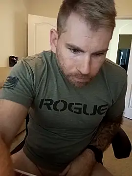 snakecharmer20000 online show from November 17, 2025, 12:55 pm