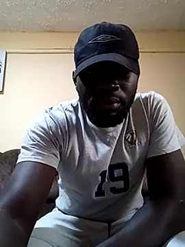 Snapshot of ClinDi chatting on March 13, 2025, 12:56 pm ClinDi online show from March 13, 2025, 12:56 pm