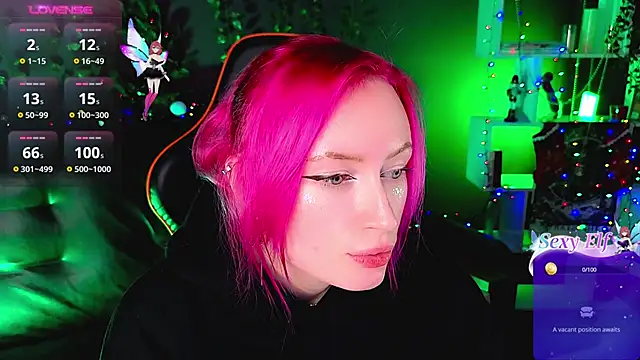  HelenCarter online show from January 3, 2025, 8:32 pm