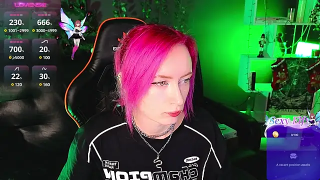  HelenCarter online show from January 5, 2025, 8:42 pm