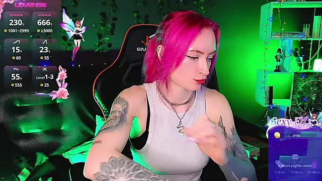  HelenCarter online show from January 11, 2025, 7:59 pm