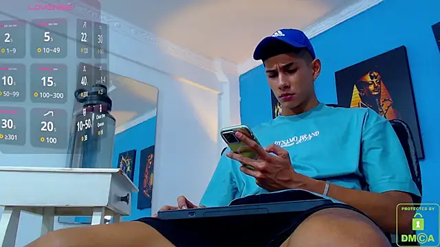 Snapshot of Valerio_20 chatting on January 9, 2025, 8:11 pm Valerio 20 online show from January 9, 2025, 8:11 pm