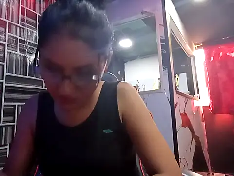 AdelinaMiran90 online show from September 11, 2025, 8:09 pm